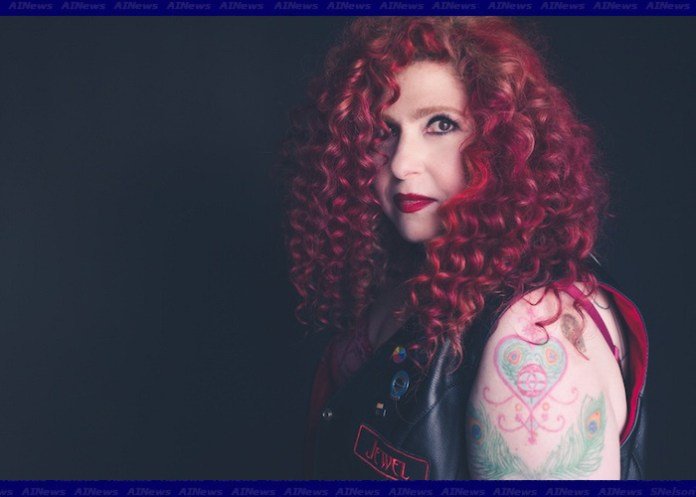 Dr. Lori Beth Bisbey Talks Kinks, Fetishes & Sexual Norms on Everything’s Psychology Podcast