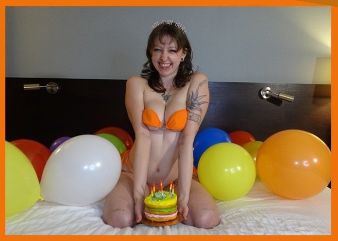 Sexy Super Slut Sunny Daze Bows Raunchy New Birthday Gangbang